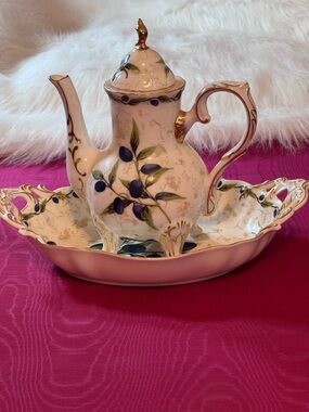 Teapot and Serving Dish Burton and Burton